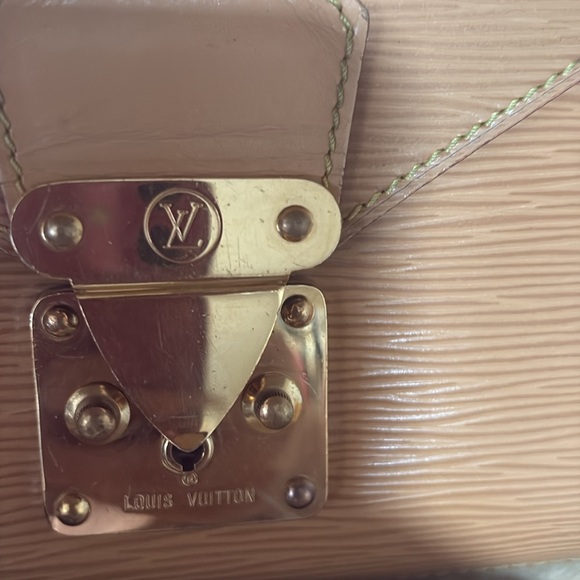 LVEpi Biface Shoulder Bag 2way Zipangu Gold vintage
With keysDate code 884 A2 - Picture 15 of 16